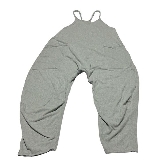 Free People FP Jumpsuit Woman’s S Gray Movement Hot Shot Jumper Slouchy Romper - Picture 1 of 9